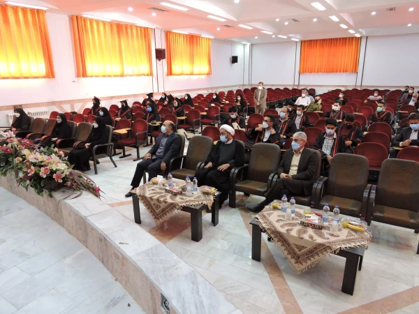 برگزاری آیین دانش آموختگی و تقدیر از رتبه های برتر علمی و فرهنگی دانشجویان ورودی سال 1396 استان چهارمحال و بختیاری 3