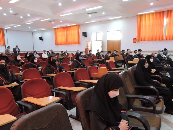 برگزاری آیین دانش آموختگی و تقدیر از رتبه های برتر علمی و فرهنگی دانشجویان ورودی سال 1396 استان چهارمحال و بختیاری 5