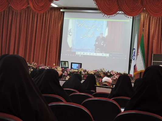 مراسم آیین استقبال از نودانشجومعلمان ورودی سال 1400 دانشگاه فرهنگیان استان 4