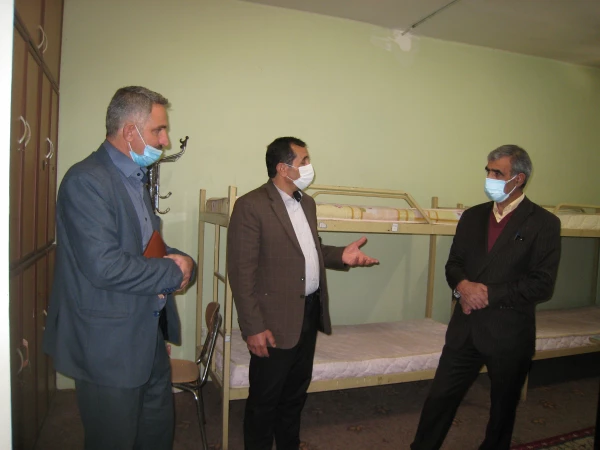 بازدید رئیس هیات مدیره خیرین دانشگاه فرهنگیان استان از فضای خوابگاهی، رفاهی و دانشجویی پردیس شهید باهنر 5