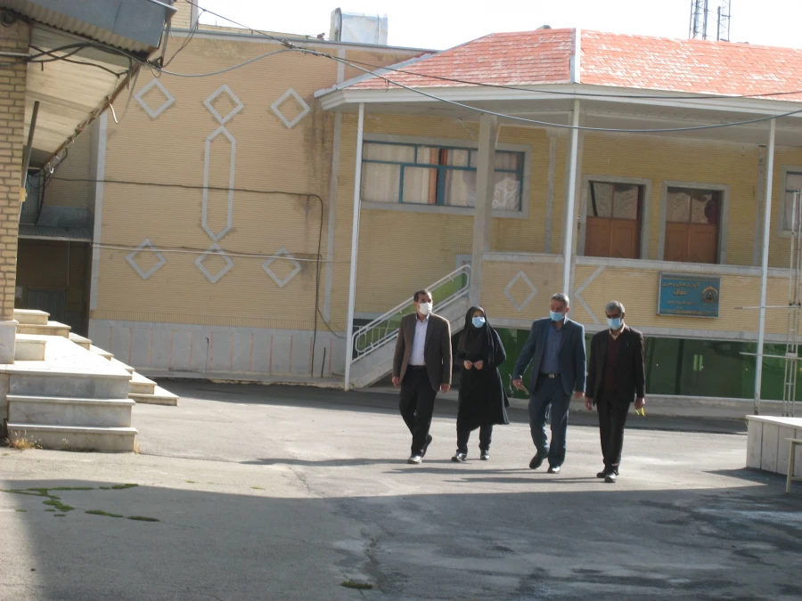 بازدید رئیس هیات مدیره خیرین دانشگاه فرهنگیان استان از فضای خوابگاهی، رفاهی و دانشجویی پردیس شهید باهنر 8