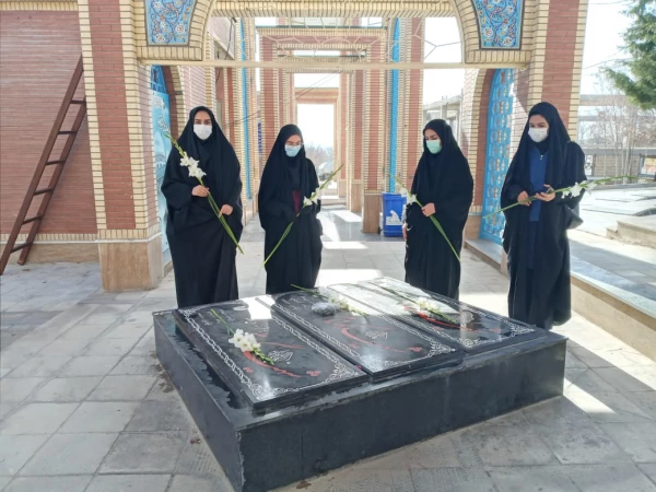 زیارت قبور مطهر شهدا به مناسبت گرامیداشت16 آذر و روز دانشجو 3