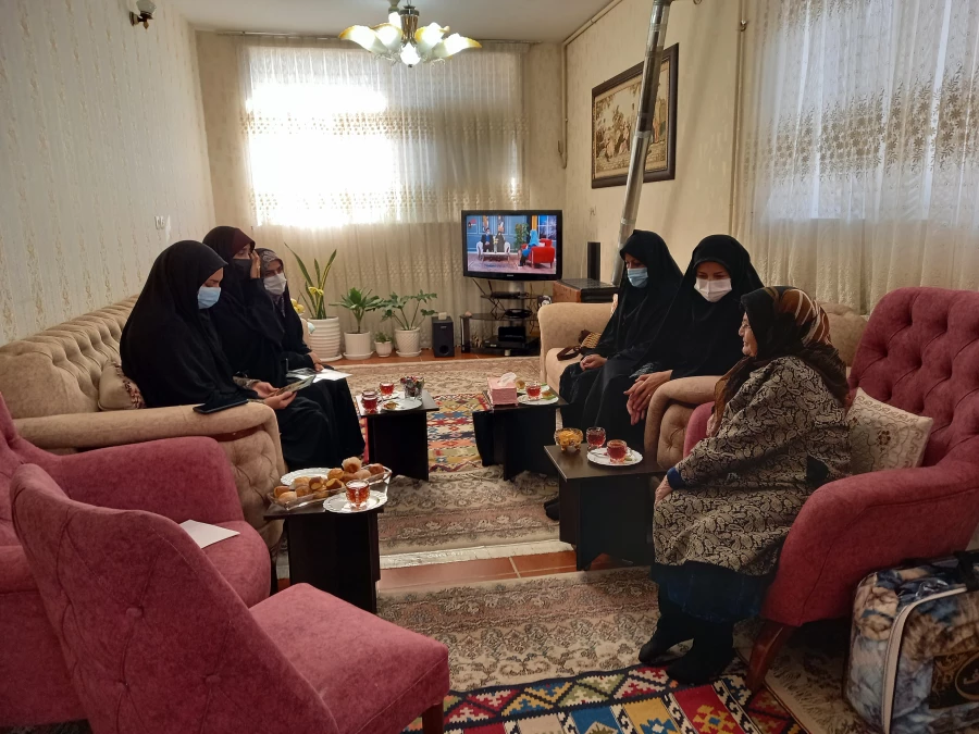 دیدار با مادر و خانواده شهید محمود دادایی 4